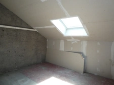  CORRAVILLERS (70) à vendre maison mitoyenne T10 de 170m² terrain 250m² environ.