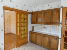  REMIREMONT (88)à vendre maison mitoyenne T4 de 78m² + garage + terrain 200m².