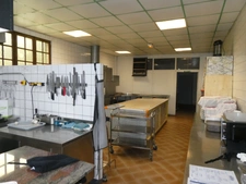 GIRMONT VAL D'AJOL (88) establishment for sale of 3000m² of floor space, combining dance and restaurant. Land 25000m².