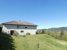 JULIENRUPT (88)à vendre , propriété T7 de 235m² , hangar extérieur , carport, terrain 8400m².