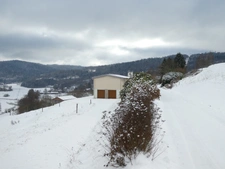   RUPT SUR MOSELLE (88) For sale: 10-room property of 195m² on basement + 4 horse boxes + apiary, land 3.6 hectares.