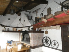 GIRMONT VAL D'AJOL (88) establishment for sale of 3000m² of floor space, combining dance and restaurant. Land 25000m².