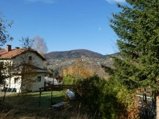  Bussang (88) à vendre maison mitoyenne T4 de 70m² , terrain 600m² environ.