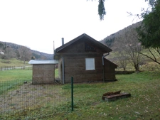 BUSSANG (88) 23m² T3 chalet to be fitted out and renovated, 1060m² plot