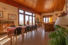   RUPT SUR MOSELLE (88) For sale: 10-room property of 195m² on basement + 4 horse boxes + apiary, land 3.6 hectares.