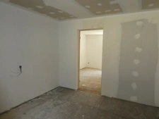  CORRAVILLERS (70) à vendre maison mitoyenne T10 de 170m² terrain 250m² environ.