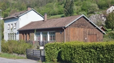  LA BRESSE (88)à vendre ancienne école T4 de 130m² terrain 300m².