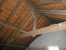 (88)RUPT SUR MOSELLE :Ferme T10 de 270m² + 150m² de combles à aménager, hangar, dépendances, terrain 1200m² .