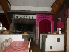 GIRMONT VAL D'AJOL (88) établissement à vendre de 3000m² au sol , mêlant dance et restauration.Terrain 25000m².