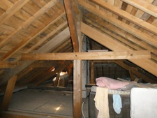  RUPT SUR MOSELLE (88) Farmhouse to be renovated, 7 rooms, 160m², shed, 1000m² plot + 2 hectares rented to a farmer.