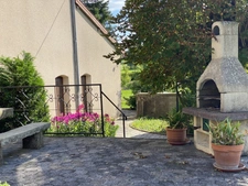 Dpt Vosges (88), à vendre ESCLES propriété T13 de 390 m² environ terrain 12 hectares. Eau de source.  