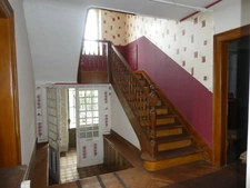 LE THILLOT (88)Maison bourgeoise de caractère à rénover de 280 m²sur trois niveaux, terrain 1000 m²+ garage.