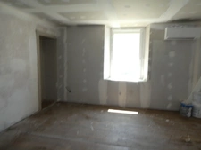  CORRAVILLERS (70) à vendre maison mitoyenne T10 de 170m² terrain 250m² environ.
