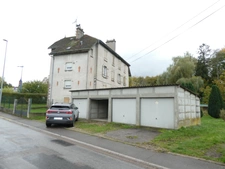 THAON LES VOSGES (88) Immeuble de rapport à vendre 6 appartements T3 , terrain 1300 M² , 4 garages.