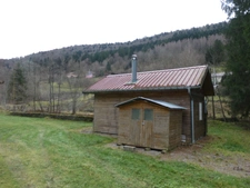 BUSSANG (88) Chalet T3 de 23m² à aménager et à rénover , terrain 1060m².