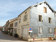 FAUCOGNEY ET LA MER (70) Maison T5 de 85m² à rénover.