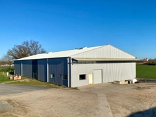 À vendre – Local commercial de 810 m² Paray Le Monial
