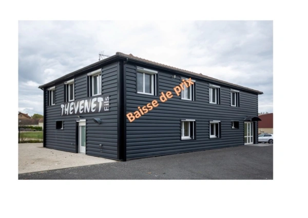 Local/bureau à vendre PARAY LE MONIAL (71) 230 m2 environ avec 8 bureaux