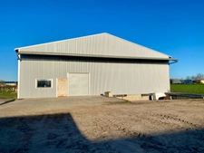 À vendre – Local commercial de 810 m² Paray Le Monial