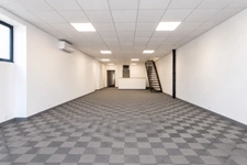 Local/bureau 245M2 à louer PARAY LE MONIAL (71) prox centre-ville
