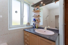 Exclusivité, à vendre – Maison de village avec double garage et terrain clos – Vérosvres (71)
