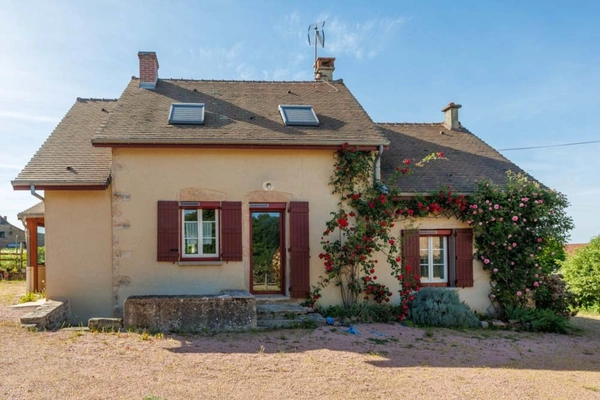 Exclusivité, à vendre – Maison de charme en hameau paisible – Ozolles (71)