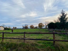 Dpt Saône et Loire (71), à vendre en Exclusivité, terrain à bâtir à VITRY EN CHAROLLAIS  proche Paray Le Monial et Digoin