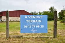 Dpt Saône et Loire (71), à vendre PARAY LE MONIAL terrain commercial et artisanal proximité centre-ville