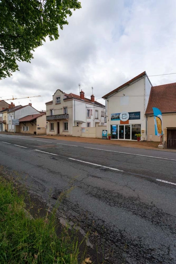 À vendre – Local commercial loué - Investisseurs – Emplacement n°1 – PARAY LE MONIAL (71)