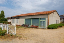 Local/Atelier à vendre SAINT AGNAN (71)-10 min Digoin et autoroute A 79