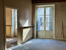 Exclusivité à vendre un immeuble à CHAROLLES (71)