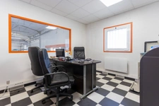 À vendre local commercial / stockage / artisanal Digoin (71) de 2150 m2 prox RCE et A 79