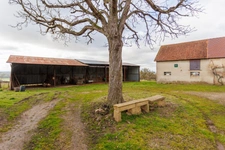 À vendre en exclusivité – Fermette avec nombreuses dépendances et vue dégagée à Saint Agnan 10 min de Digoin (71)