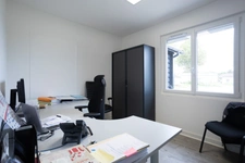Local/bureau à vendre PARAY LE MONIAL (71) 230 m2 environ avec 8 bureaux