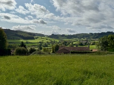 Exclusivité, Terrain à vendre  MATOUR (71) centre ville avec accès piéton