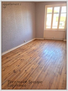 Maison avec deux niveaux indépendants et garage à vendre à VETRE SUR ANZON (42)