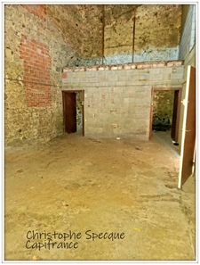 Maison avec deux niveaux indépendants et garage à vendre à VETRE SUR ANZON (42)