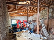 Grange de plus de 135 m² à vendre CELLES SUR DUROLLE (63)
