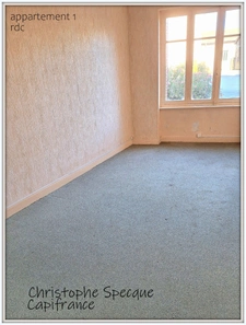 Maison avec deux niveaux indépendants et garage à vendre à VETRE SUR ANZON (42)