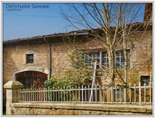 Maison à vendre en pierre de 143 m² habitable , grange, terrain CELLES SUR DUROLLE (63)