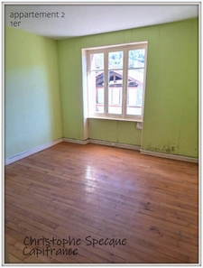 Maison avec deux niveaux indépendants et garage à vendre à VETRE SUR ANZON (42)