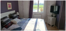 Plain-pied lumineux avec piscine dans secteur calme