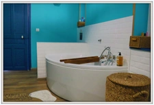  A vendre, Maison rénovée avec gout, terrain et garage CELLES SUR DUROLLE (63)