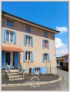 Dpt Puy de Dôme (63), à vendre à CELLES SUR DUROLLE  maison de 99 m² avec terrain et un maison de bourg de 52 m²