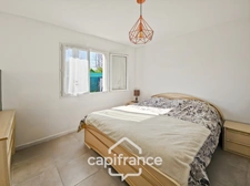 Maison de plain pied construite 2019, 3 chambres, jardin, garage, lumineuse, secteur calme, accès du jardin à la voie verte