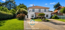 Maison familiale 300m², 6 chambres, piscine et appartement indépendant - SAINTE LIVRADE SUR LOT (47)