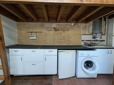 BORDEAUX – ATYPIQUE SOUS LES TOITS – T2 - CHAMBRE + BUREAU – DPE D