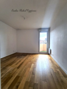BÈGLES – 96 m² – 3 CHAMBRES + BUREAU – JARDIN – PISCINE