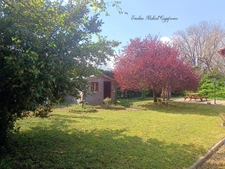 🏡 Maison en pierre 140 m² + jardin – 289 000 €