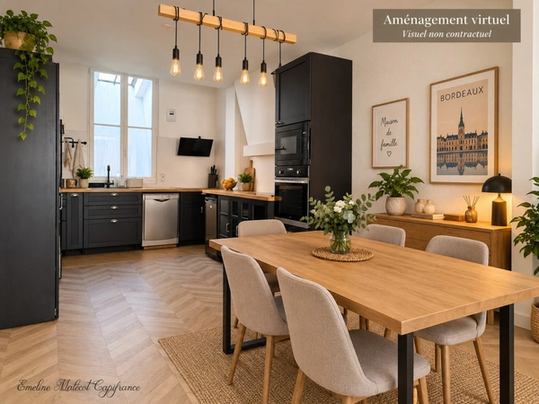 Bordeaux – T3 70 m² + cour + 17 m² de dépendances